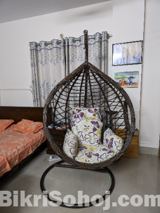 Hanging swing Chair